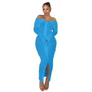 Temptress Off-Shoulder Maxi